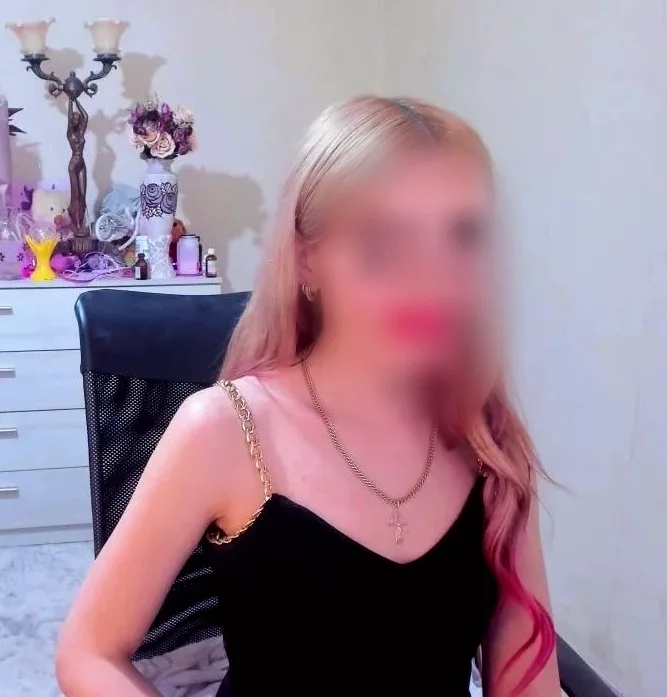 Hanane, 24 años